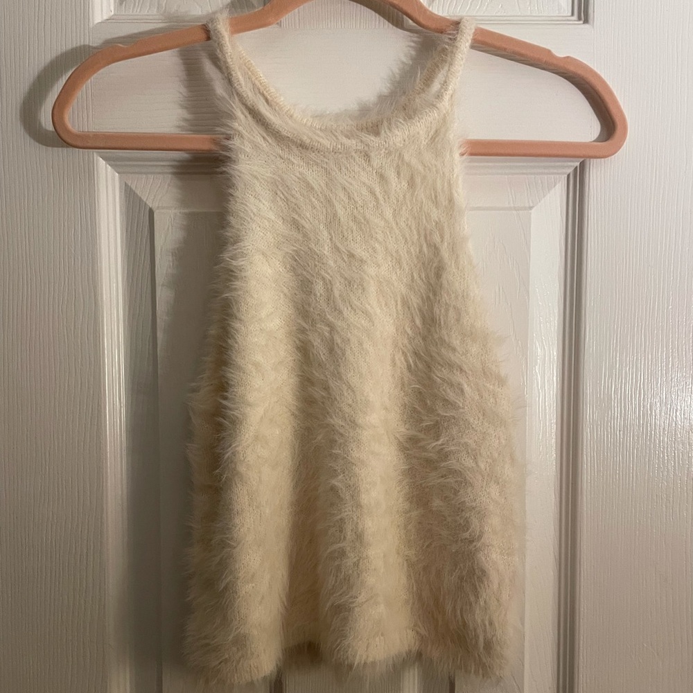 Cream fuzzy tank KENDALL AND KYLIE